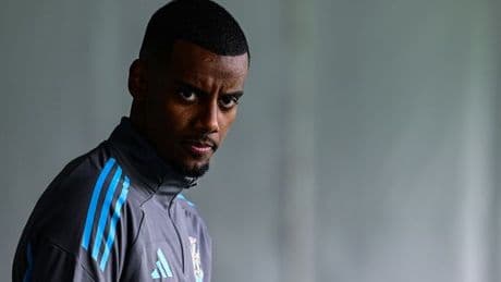 Liverpool open talks to sign Hugo Ekitike after Alexander Isak transfer response