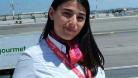 Aurora Maniscalco, il padre: «A maggio ha abortito ed è stata aggredita». Oggi i funerali della hostess morta a Vienna