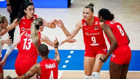 Filenin Sultanları yenilgiyle tamamladı: Sırbistan'a direnemedi!