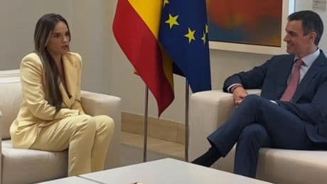 El PP publica una foto de Melody con Sánchez: &quot;No es tu culpa, tú lo hiciste muy bien, pero...&quot;