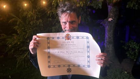 El Rey reconoce el legado creativo de Sergio Peris-Mencheta: "Ya he superado la sensación de que no lo merezco"