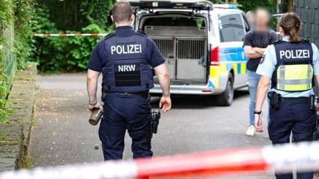 Suchaktion am Flüchtlingsheim: Polizei findet Handy – gehörte es dem Solingen-Attentäter?