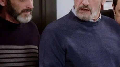 El creador de &#039;La que se avecina&#039; se enfrenta con ironía a un espectador que les criticó: &quot;Nos han pillado&quot;