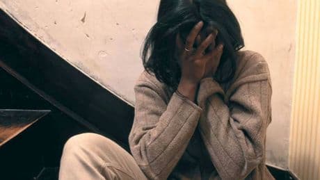 Viareggio, 24enne attirata in trappola e violentata: indagato un marocchino