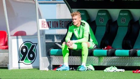 Debüt am vorletzten Spieltag - Hannovers Phantom-Torwart taucht auf