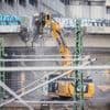 Autobahndreieck Funkturm: Nach Verzögerung: Abriss der maroden Ringbahnbrücke läuft