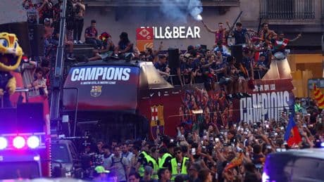 El Barça enloquece con una celebración a la altura de los campeones: el regreso de un club que recupera la estabilidad
