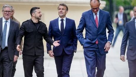 Donald Trump, Wolodymyr Selenskyj und Friedrich Merz in Washington: Wer sitzt mit am Tisch?