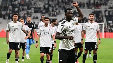 Wilfred Ndidi ile Taylan Bulut, ilk kez forma giydi