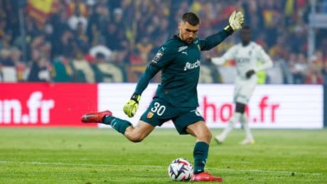Mercato : Nzola, Ryan, Mendy, Petric... Lens fait son grand ménage