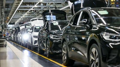 Autoindustrie: Stimmung in deutscher Autobranche steigt erneut