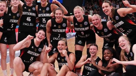 Im Viertelfinale gegen Belgien: Basketballerinnen fahren voller Vorfreude nach Piräus