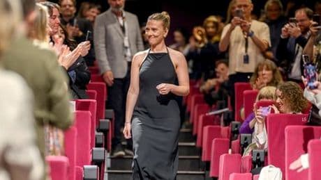 Regiedebüts von Kristen Stewart und Scarlett Johansson in Cannes: Chronologie eines Debakels