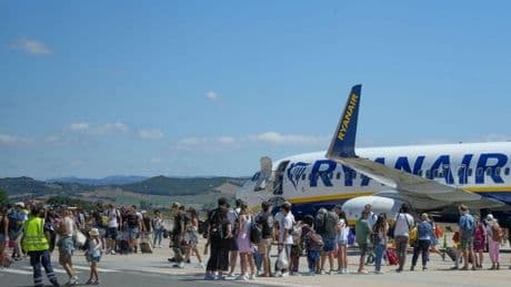 Ryanair aumenta el tamaño del equipaje gratuito