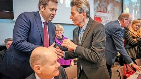 „Manifest“ zu Russland: Muss die SPD das aushalten?