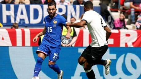 EN DIRECT - Allemagne-France : les Bleus totalement dépassés, les Allemands ne punissent pas