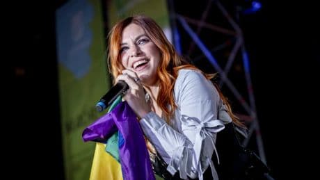 Leire Martínez y Edurne reavivan la polémica de La Oreja de Van Gogh con un dueto y una canción