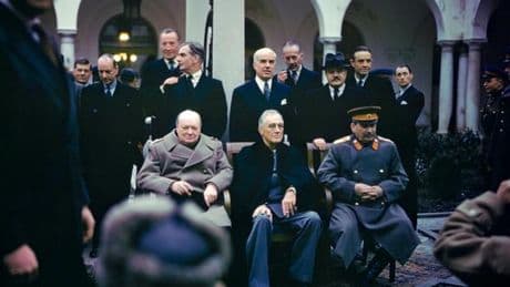 Richard Overy, historien : « Hitler était déterminé à organiser une fin apocalyptique »
