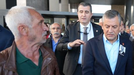 Özgür Özel'e saldıran Selçuk Tengioğlu kimdir?