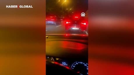 Maltepe'de trafik tartışmasında araca saldırı anı kamerada