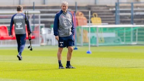 1. Köln-Training vor 500 Fans - Sturm-Sorgen zum Funkel-Start