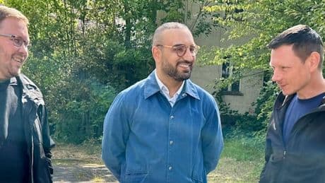 „Gewählt wird die AfD hier von Handwerkern, die dicke SUVs fahren und Mitarbeiter ausbeuten“
