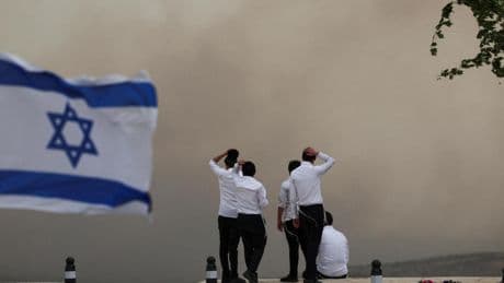 España ofrece dos aviones al Gobierno de Israel para hacer frente a los incendios forestales descontrolados de Jerusalén
