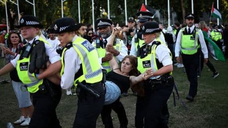 466 arrestations lors d'une manifestation en soutien au groupe interdit Palestine Action à Londres
