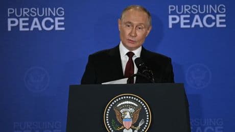 "Ouvrir la voie à la paix": Vladimir Poutine affirme que "la sécurité de l'Ukraine doit être garantie"