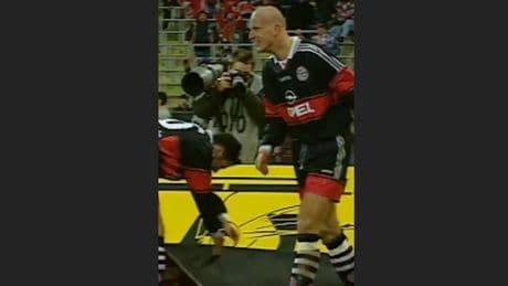 Ein Klassiker aus 1998 - Der Teppichroller-Jubel von Giovane Elber