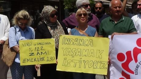 Emekliler 3 Temmuz'da insanca yaşam talebiyle meydanlarda olacak