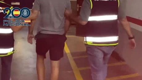 Detenidos en Málaga cinco miembros del Frente Bokerón por agredir a dos seguidores del Deportivo