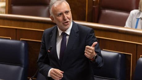 El ministro Torres se reincorpora este martes tras su operación por cáncer: retomará su actividad progresivamente