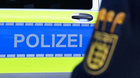 Notfälle: Pilot nach Absturz eines Kleinflugzeugs verletzt