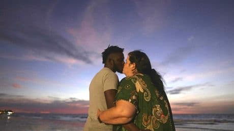 „Amore unter Palmen“: Silvia schwärmt über Sam – und die Klischee-Show beginnt