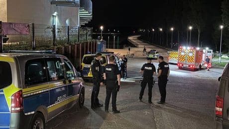 Kriminalität: Fliegende Gläser und Schlägerei: Streit in Bar eskaliert