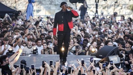 Appels à supprimer les chansons du rappeur Werenoi : «Ces jeunes Français qui se comportent comme des talibans»