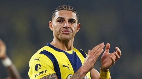 Fenerbahçe'de peş peşe ayrılıklar
