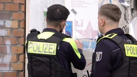 Unbekannte verhöhnen mit Poster getöteten Deutsch-Israeli – Staatsschutz ermittelt