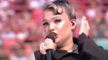 Lola Young suffers devastating mishap in Summertime Ball debut -'I don't feel good'