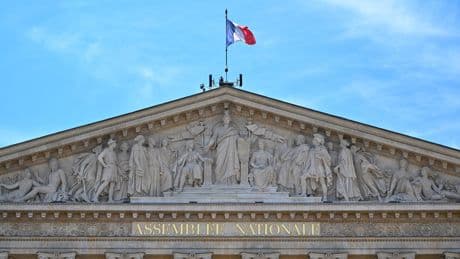 L’Assemblée adopte un texte demandant la « libération immédiate » de Boualem Sansal