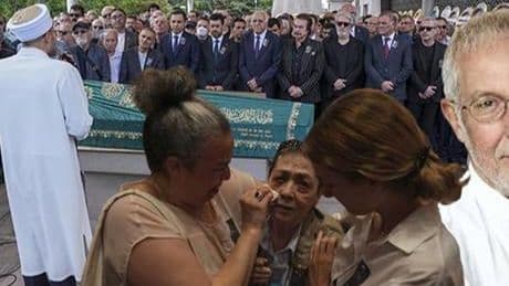 Usta sanatçı gözyaşlarıyla uğurlandı! İlhan Şeşen toprağa verildi