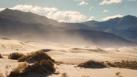 Explorer la Vallée de la Mort : itinéraire pour un week-end extrême