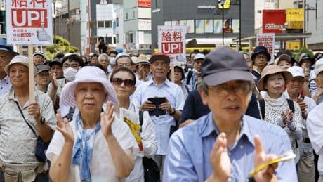 ¿Somos más ricos que los japoneses? La realidad tras una estadística que debería preocuparnos, no alegrarnos