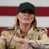 Sturzflut: First Lady Melania trägt Armband aus Sturzflut-Camp