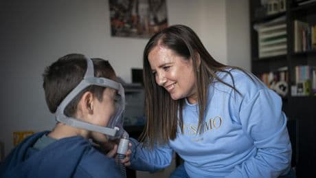 Ellas siguen siendo las que cuidan de todos, las que sostienen la vida