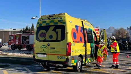 Tragedia en Granada: muere un hombre tras caer por un barranco con el coche que conducía