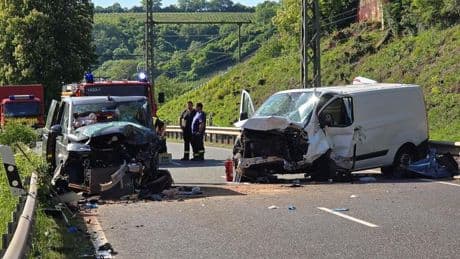 Landkreis Trier-Saarburg: Kind und 46-Jähriger sterben bei Unfall nahe Trier