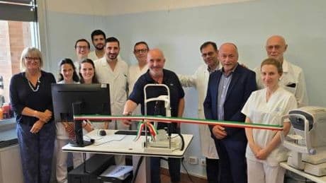 Reggio Emilia, Assist Group dona apparecchiatura per diagnosi e follow up uveite