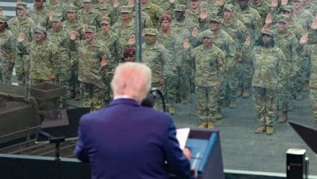 Trumps militaire parade: spektakel voor de een, verschrikking voor de ander
